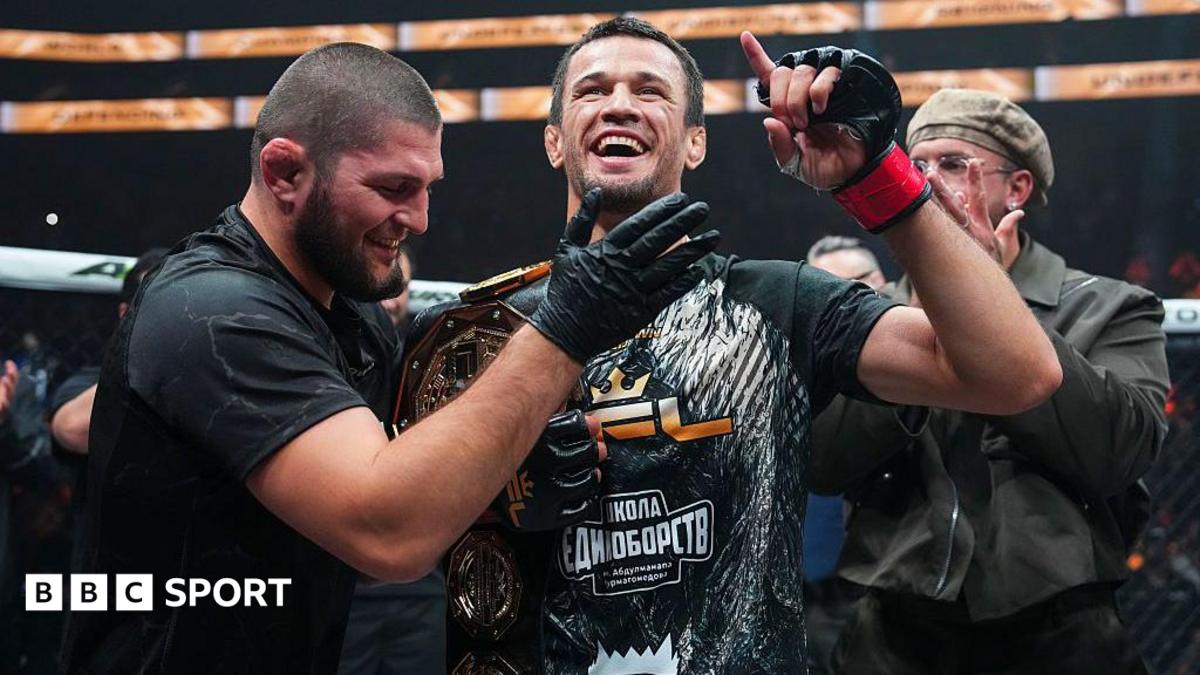 Usman Nurmagomedov je teraz najhorúcejším voľným hráčom v bojových športoch