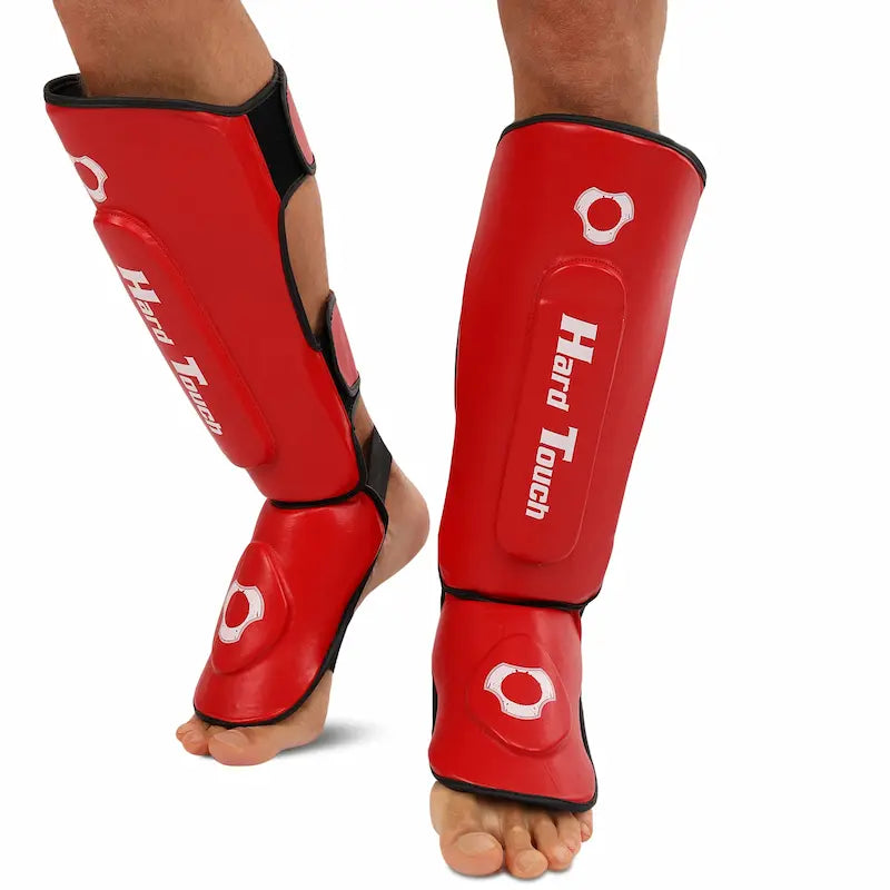 Chrániče nôh Hard Touch AO-7380 červená Muay Thai